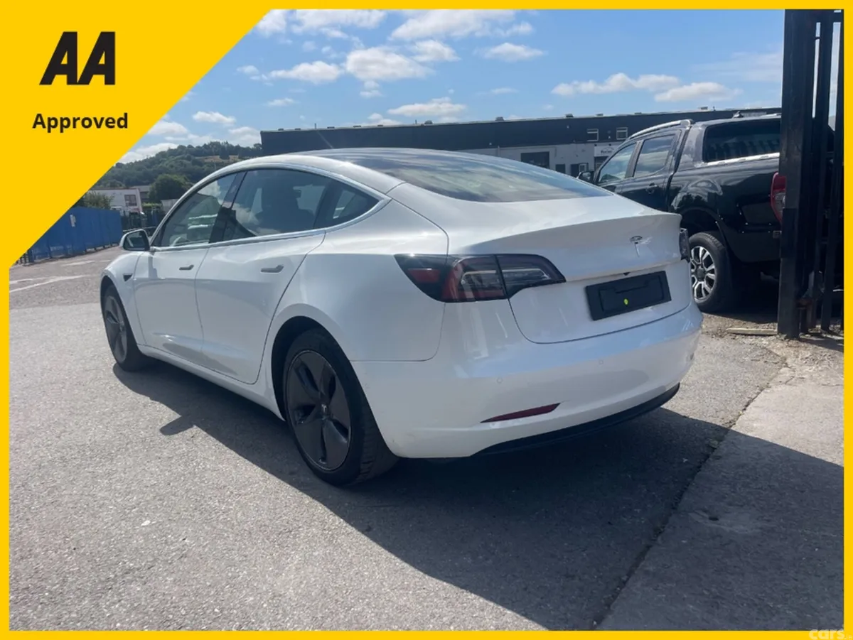 Tesla Model 3 Saloon, Electric, 2019, White