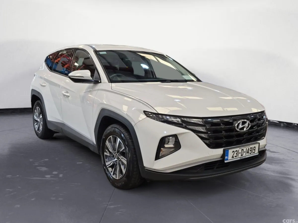 Hyundai Tucson MPV, Diesel, 2023, White