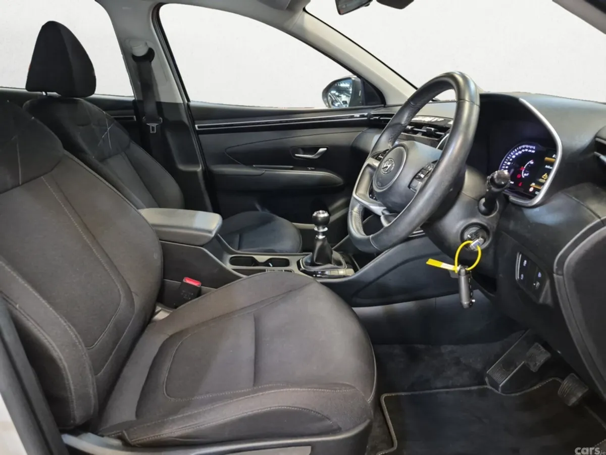 Hyundai Tucson MPV, Diesel, 2023, White