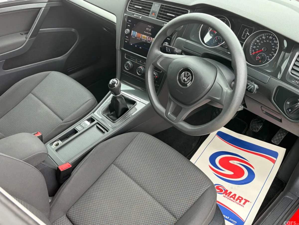 Volkswagen Golf Hatchback, Diesel, 2018, Red