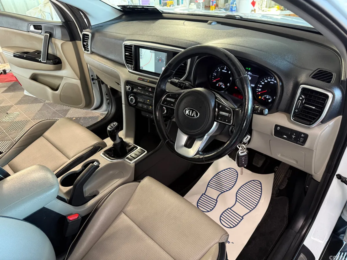 Kia Sportage SUV, Diesel, 2019, White
