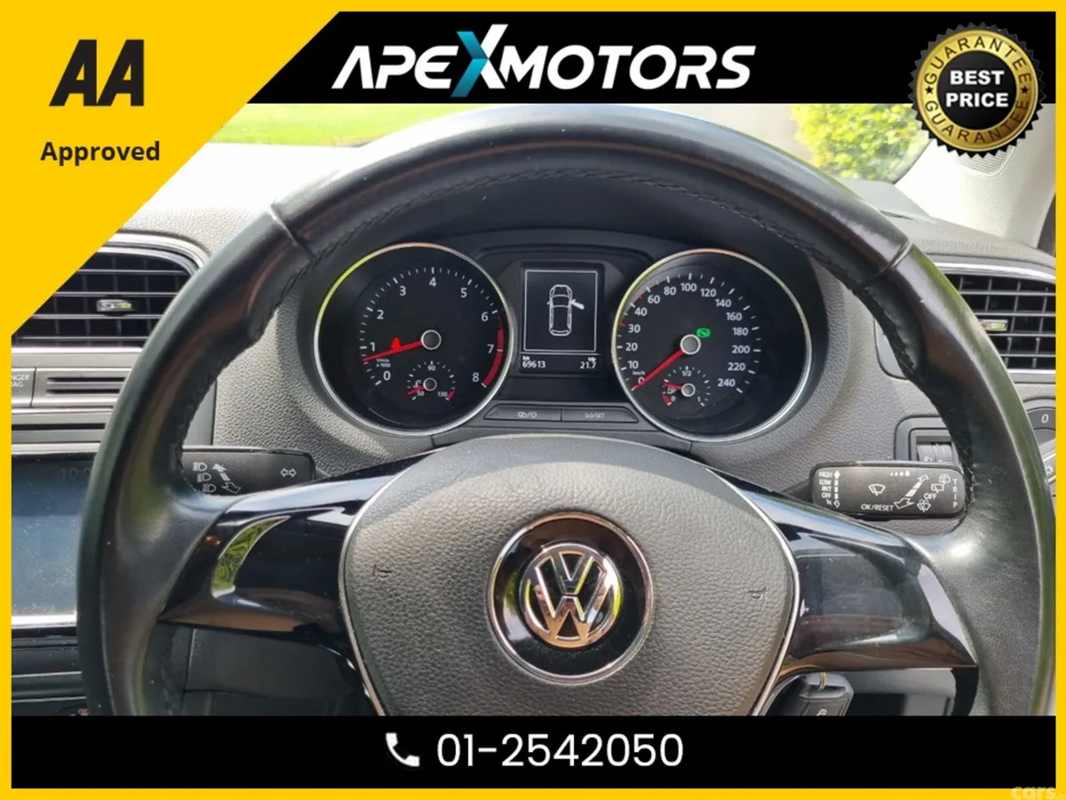 Volkswagen Polo Hatchback, Petrol, 2015, White