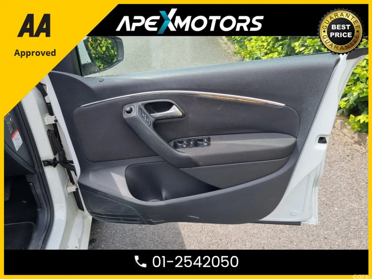 Volkswagen Polo Hatchback, Petrol, 2015, White
