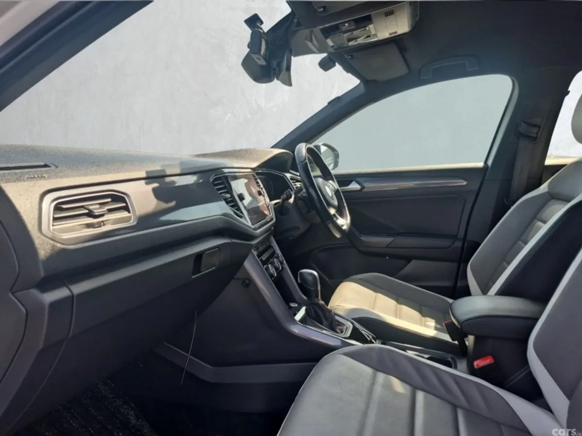 Volkswagen T-Roc SUV, Diesel, 2021, White