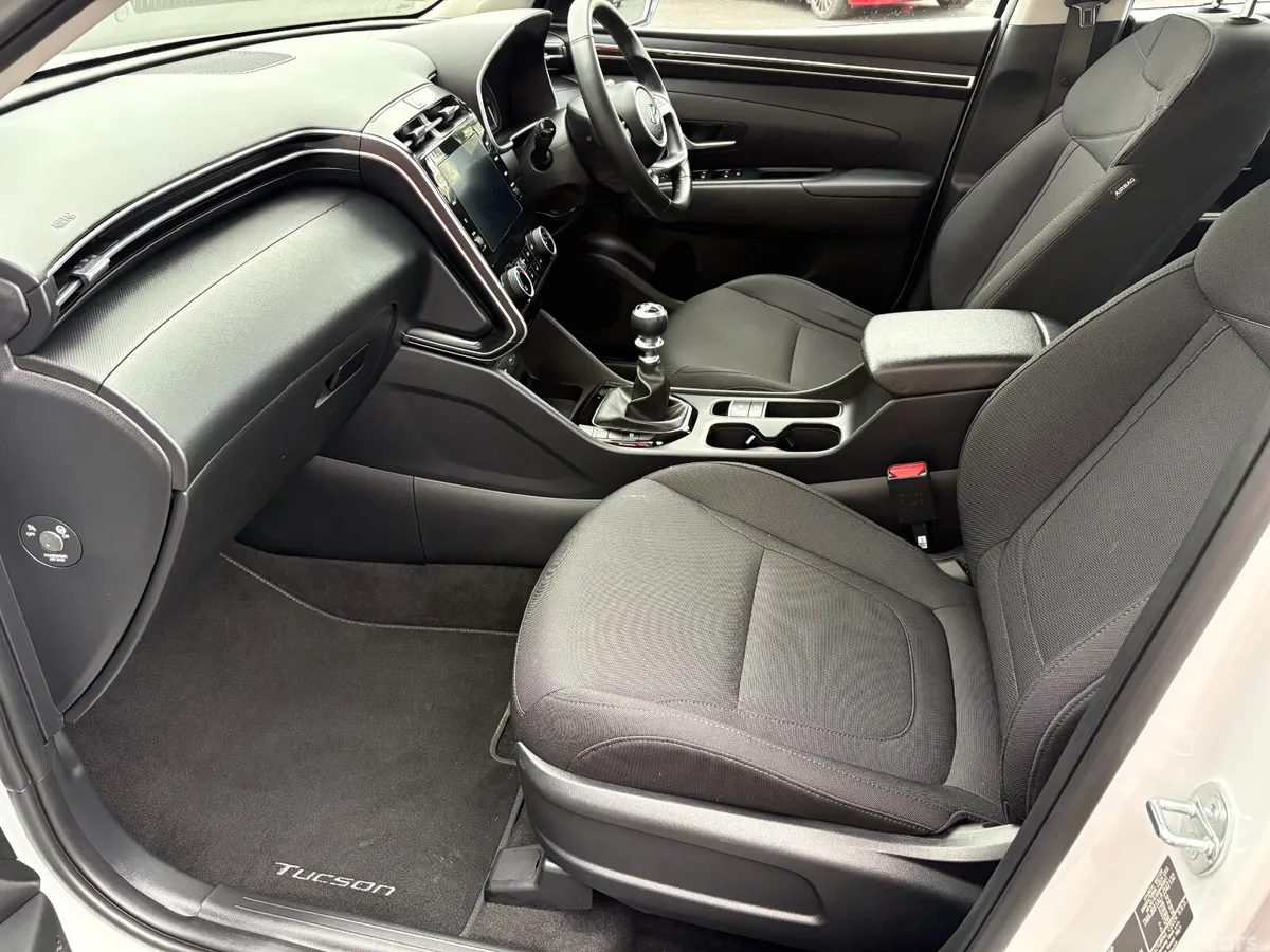 Hyundai Tucson SUV, Diesel, 2023, White