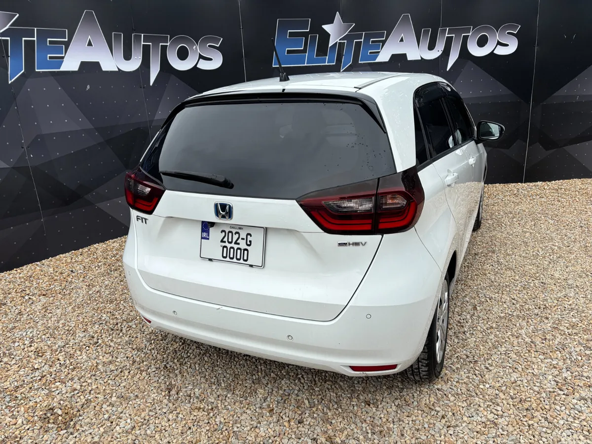 Honda Fit Hatchback, Petrol Hybrid, 2020, White