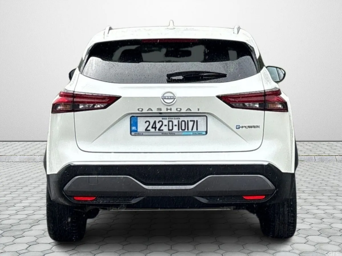 Nissan Qashqai MPV, Petrol Hybrid, 2024, White
