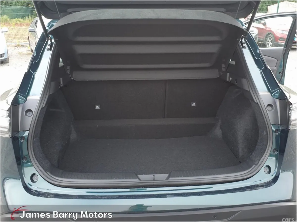 Nissan Qashqai SUV, Petrol, 2026, Green