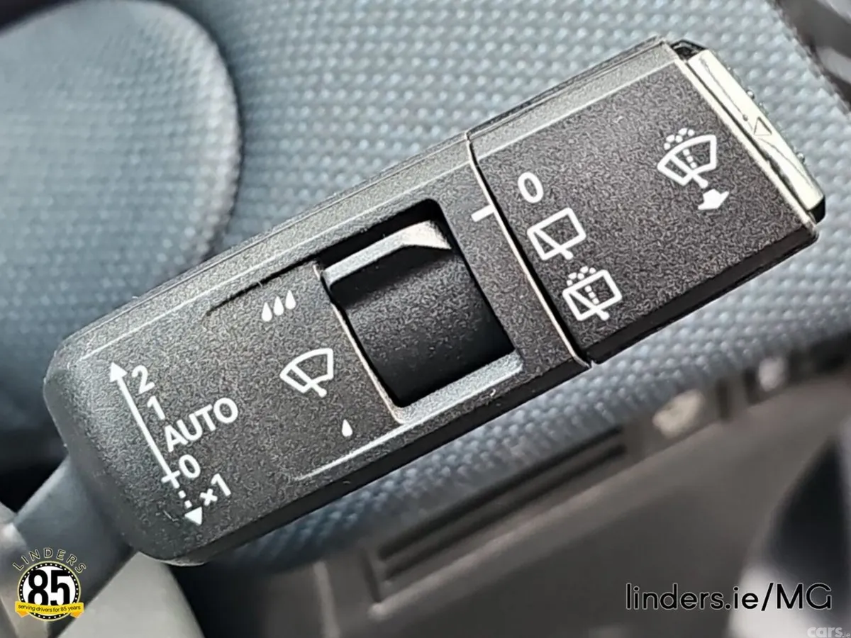 Citroen C5 Aircross SUV, Electric, 2026, Grey