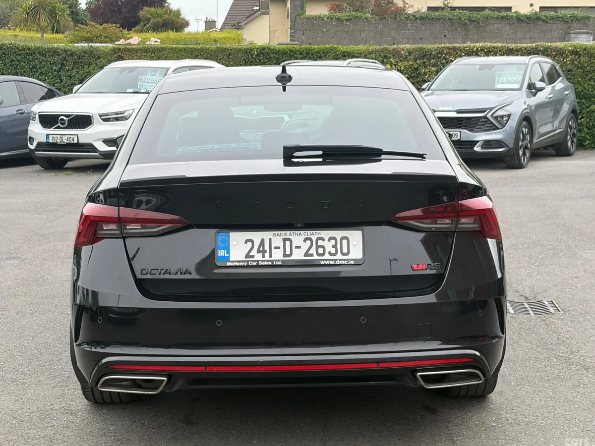 Skoda Octavia Saloon, Diesel, 2024, Black