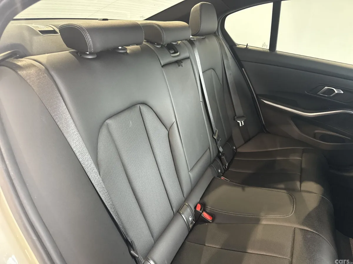 BMW 3-Series Saloon, Petrol Hybrid, 2025, White