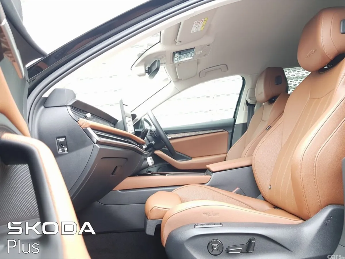 Skoda Superb Saloon, Diesel, 2025, Black