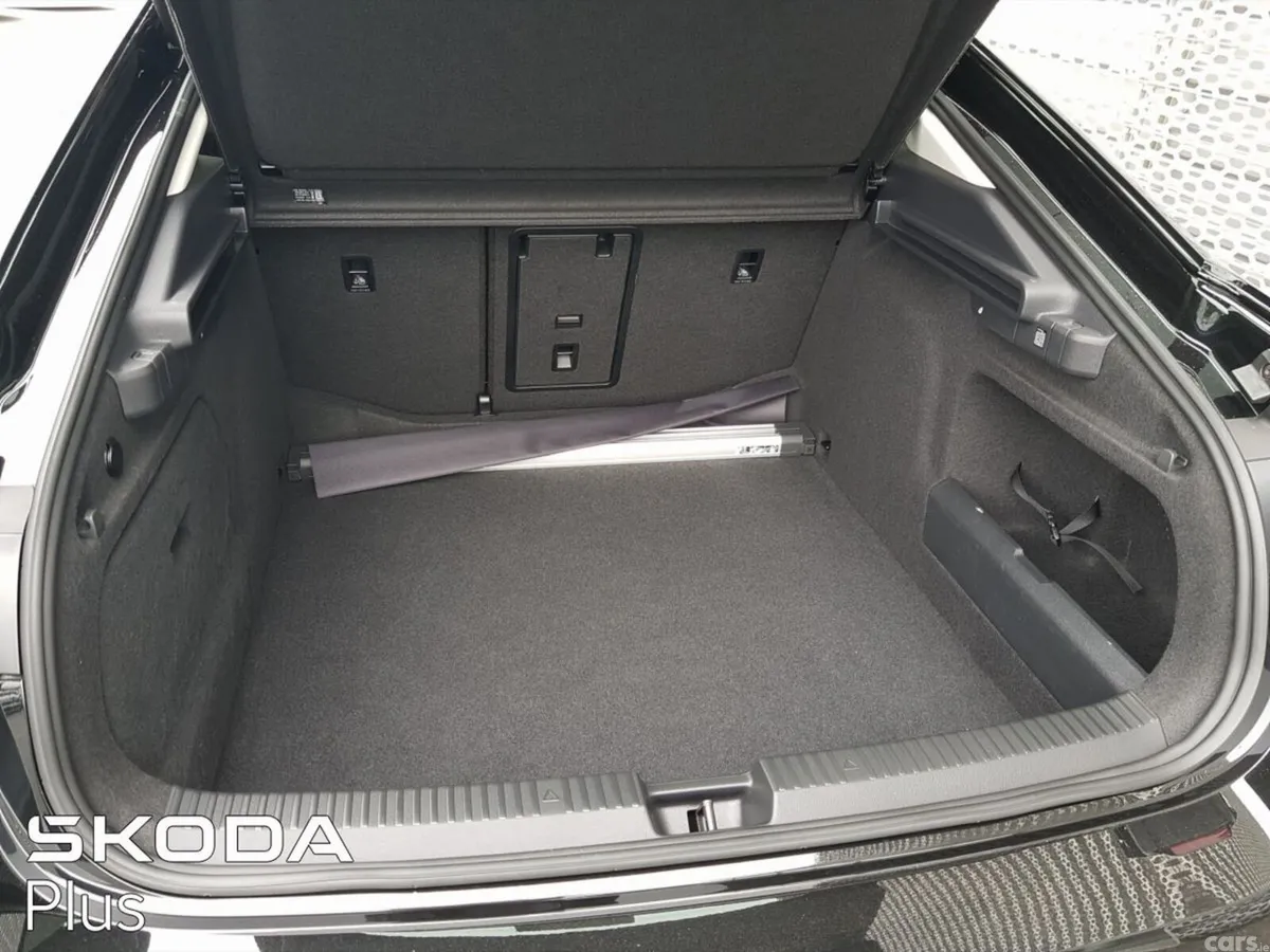 Skoda Superb Saloon, Diesel, 2025, Black