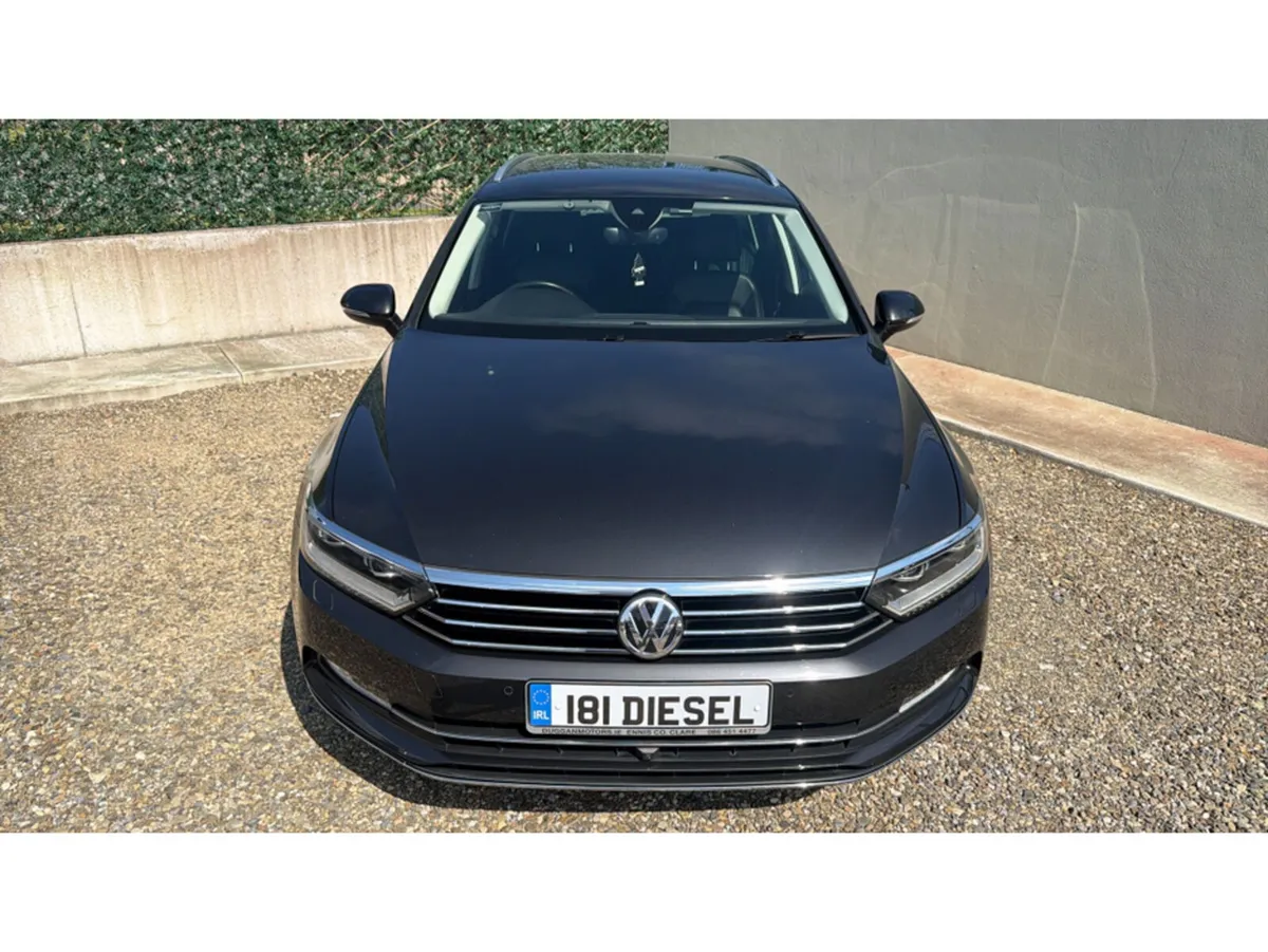 Volkswagen Passat Estate, Diesel, 2018, Grey