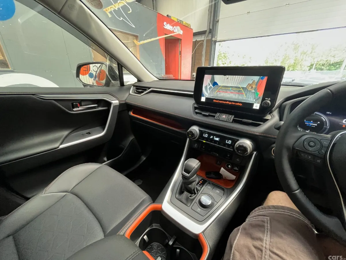 Toyota RAV4 SUV, Petrol Hybrid, 2025, Black