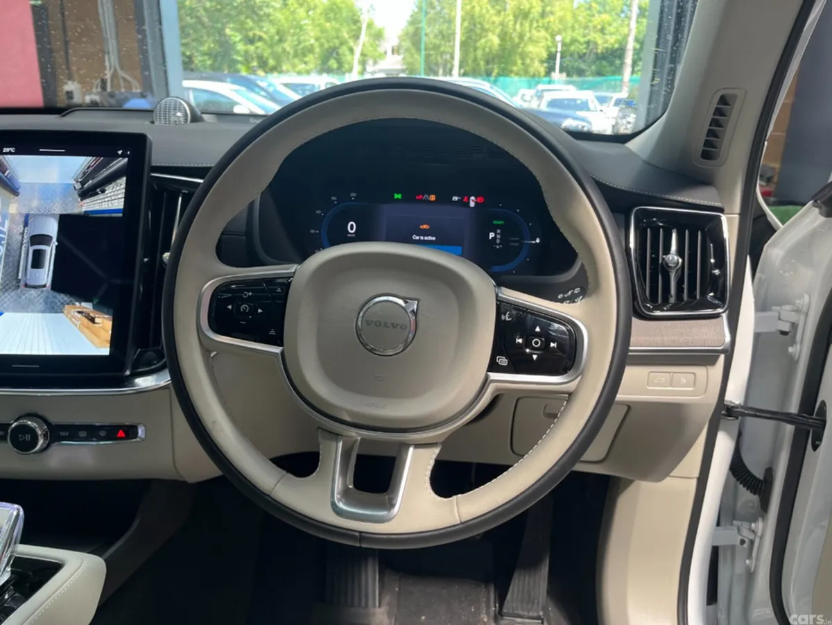 Volvo XC90 SUV, Petrol Plug-in Hybrid, 2025, White