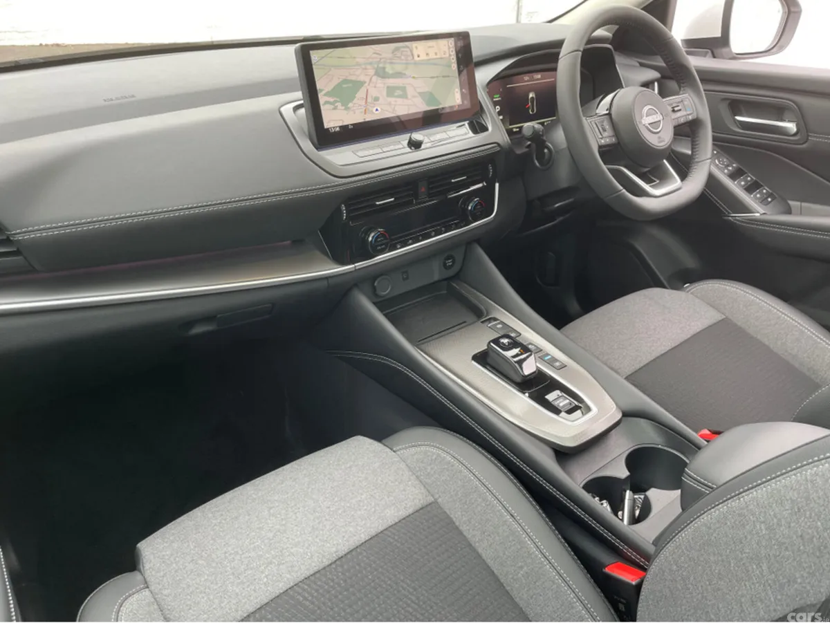Nissan Qashqai Hatchback, Petrol Hybrid, 2026, Red