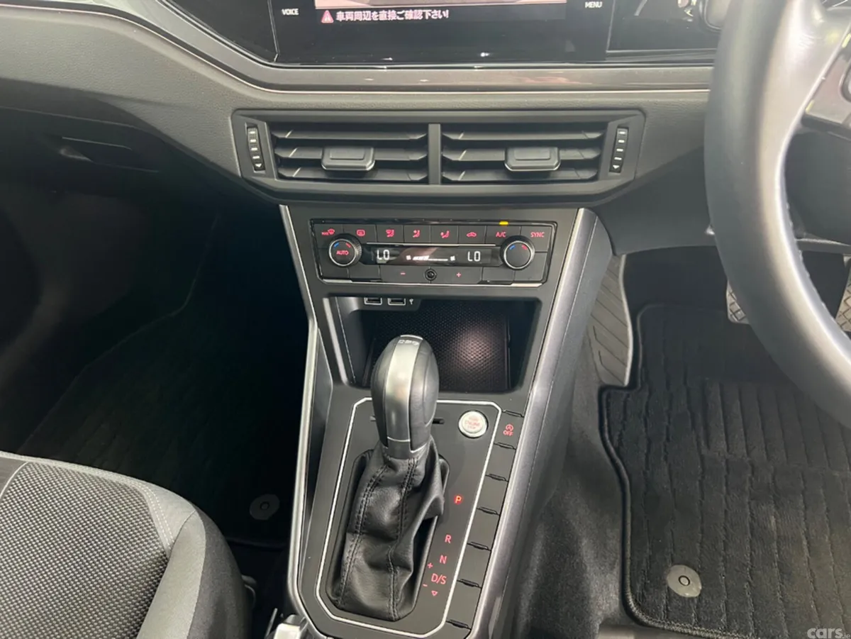 Volkswagen Polo Hatchback, Petrol, 2019, White