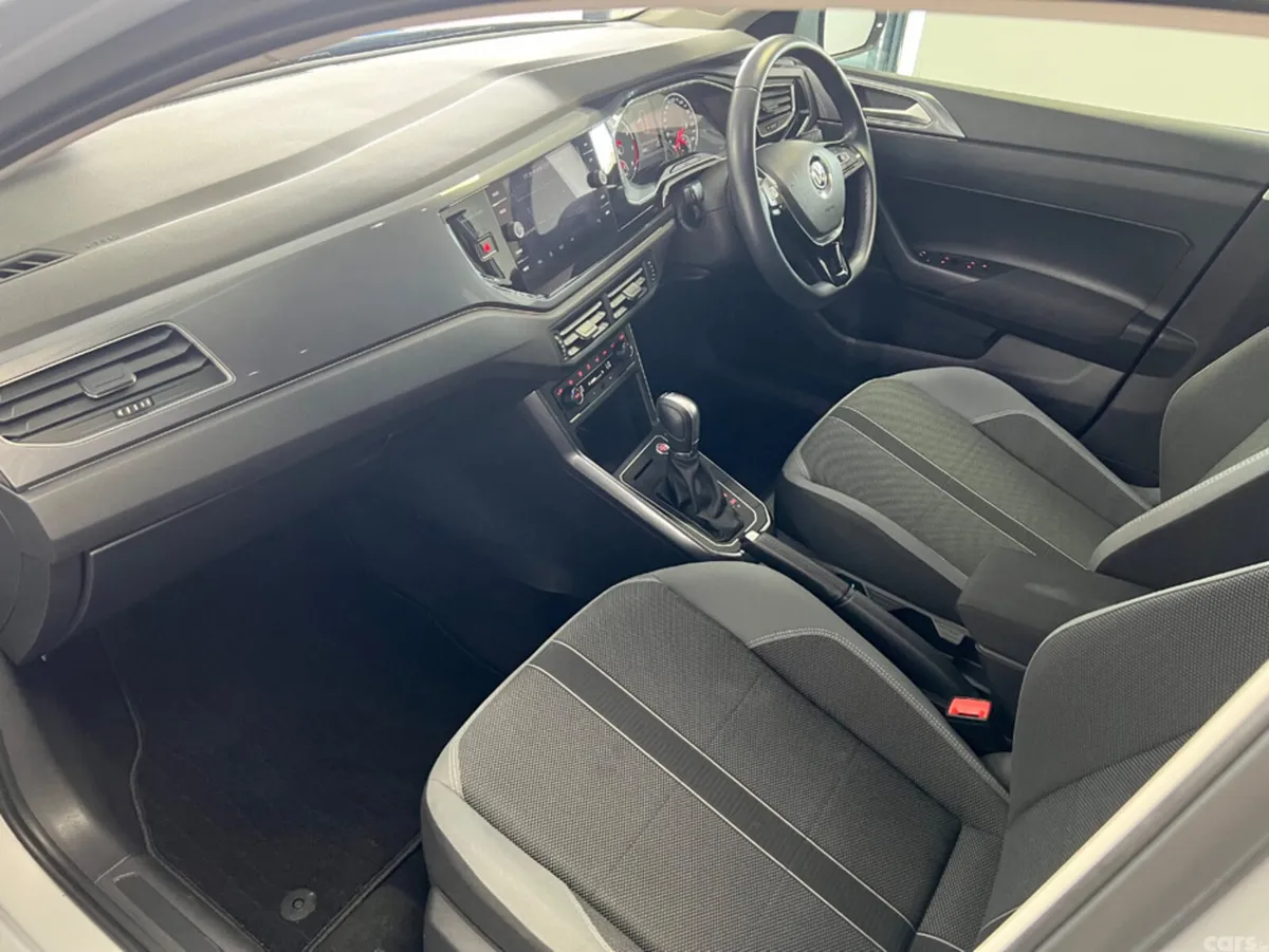 Volkswagen Polo Hatchback, Petrol, 2019, White