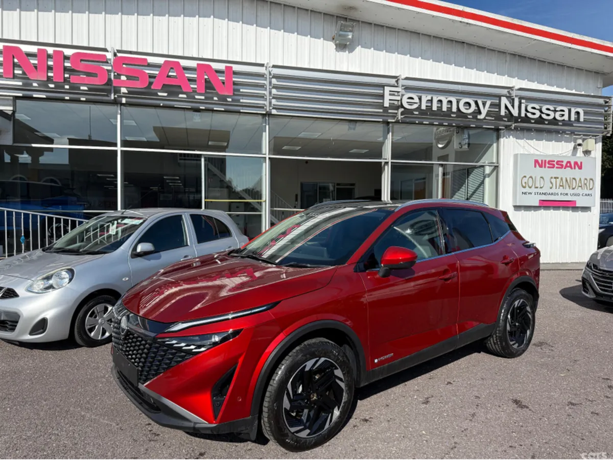 Nissan Qashqai Hatchback, Petrol Hybrid, 2026, Red