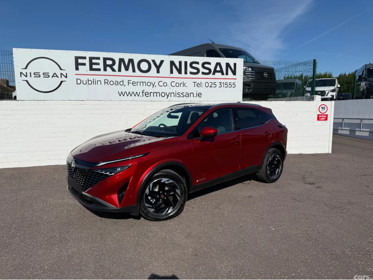 Nissan Qashqai Hatchback, Petrol Hybrid, 2026, Red