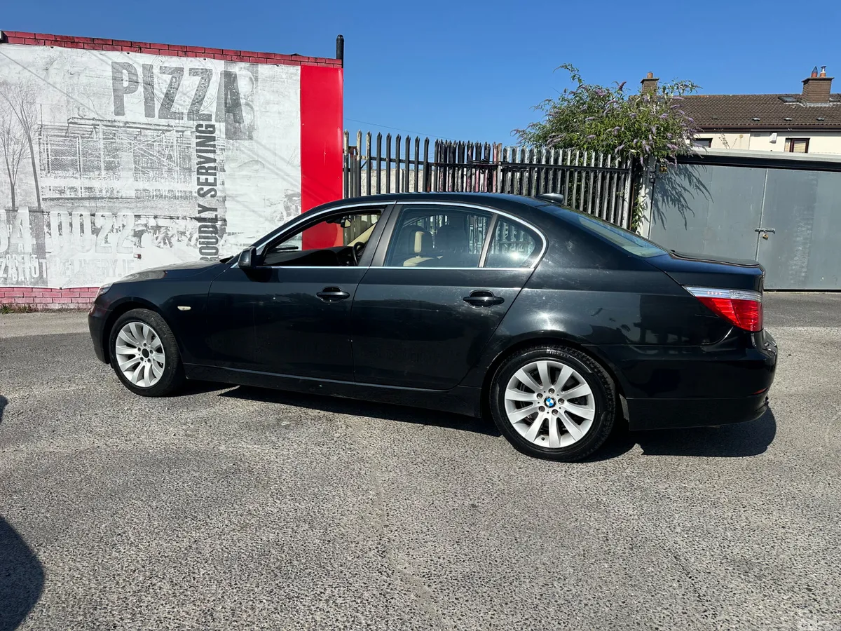 BMW 5-Series Saloon, Diesel, 2010, Black