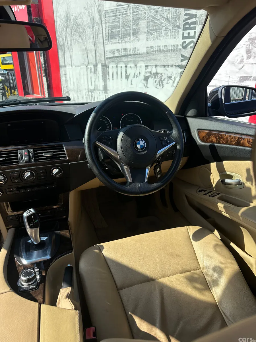 BMW 5-Series Saloon, Diesel, 2010, Black