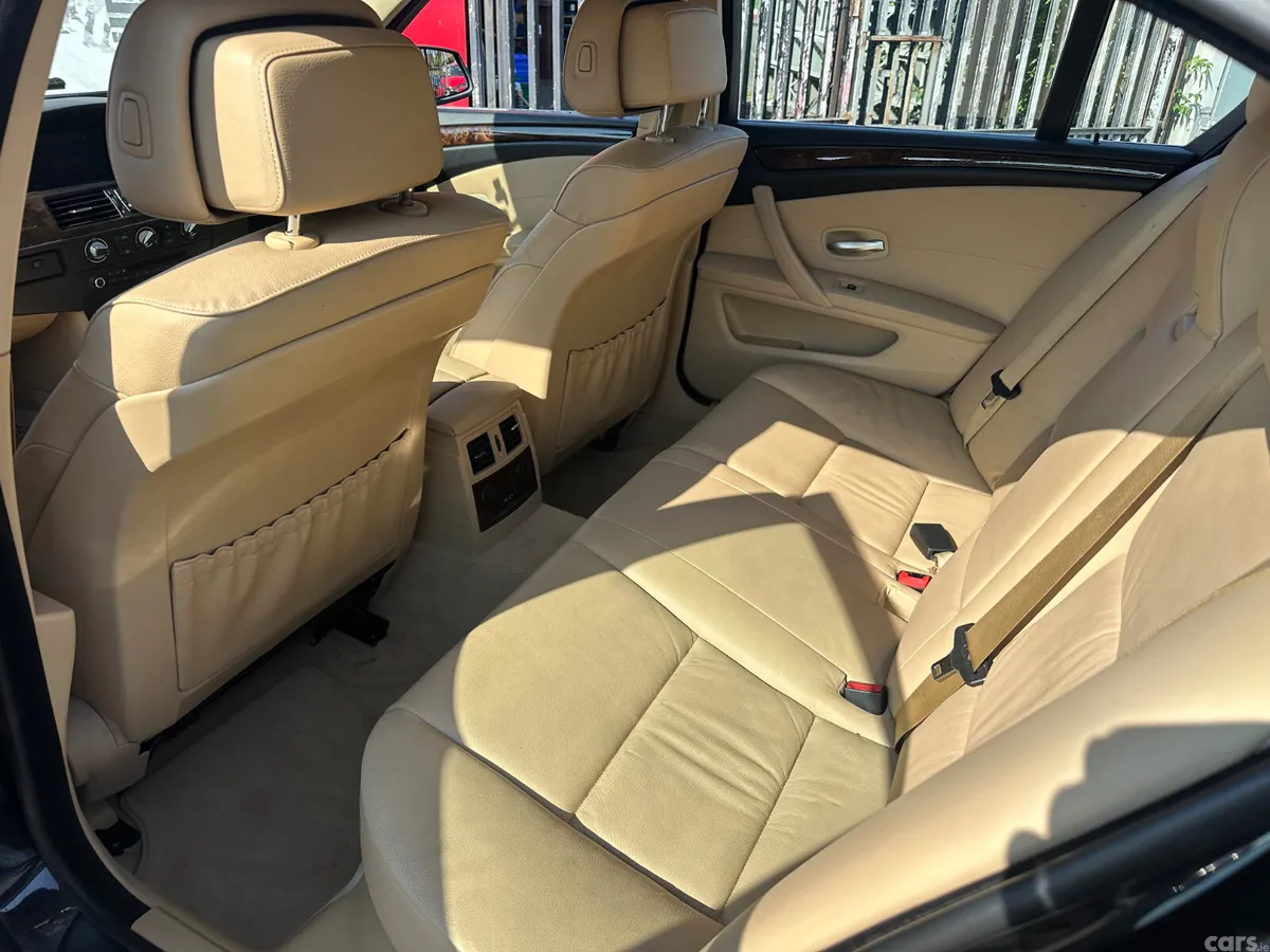 BMW 5-Series Saloon, Diesel, 2010, Black
