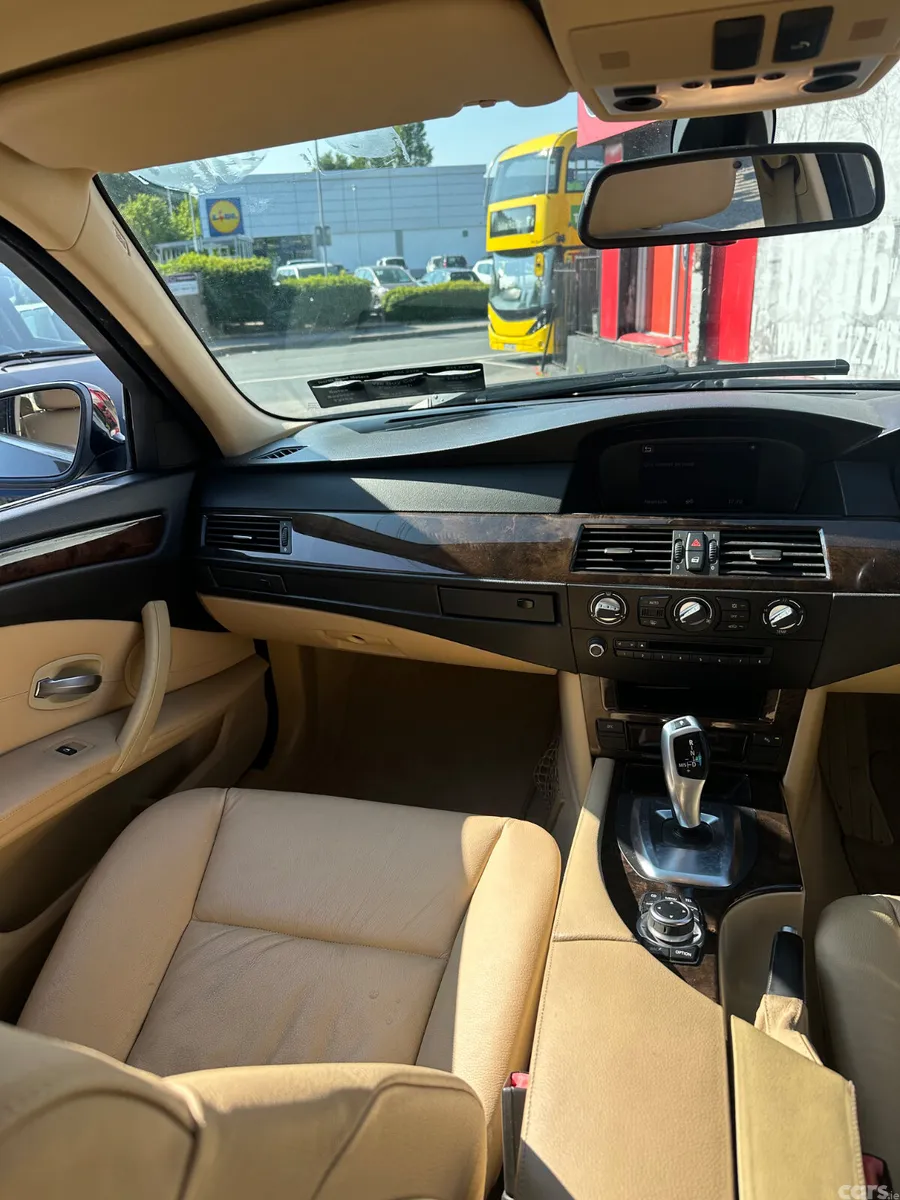 BMW 5-Series Saloon, Diesel, 2010, Black