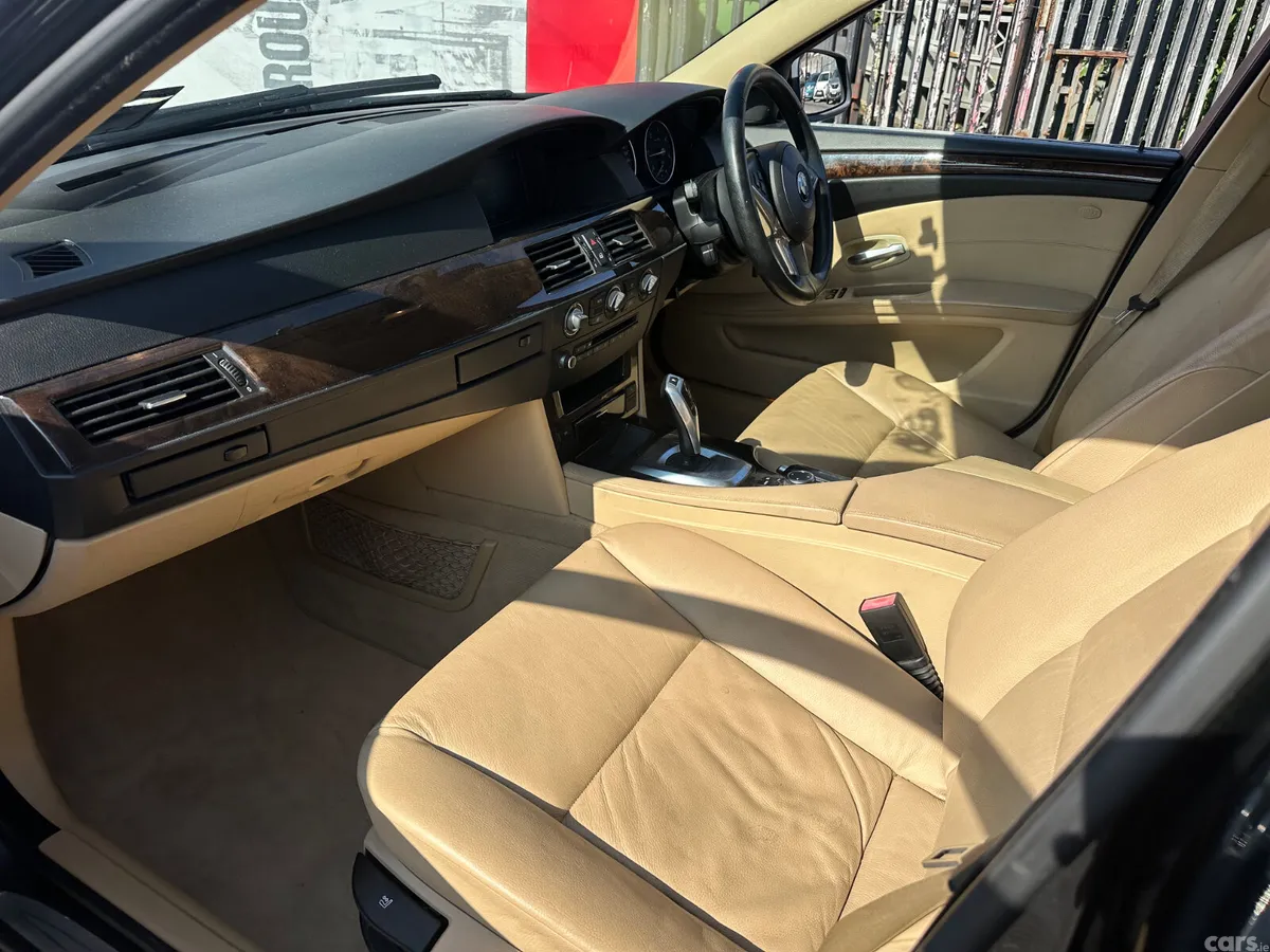 BMW 5-Series Saloon, Diesel, 2010, Black