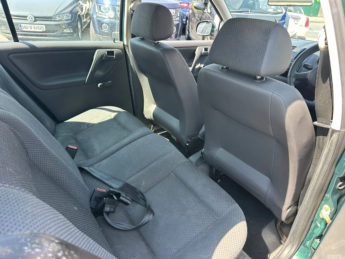 Volkswagen Polo Hatchback, Petrol, 2001, Green