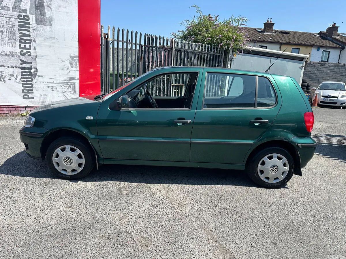 Volkswagen Polo Hatchback, Petrol, 2001, Green