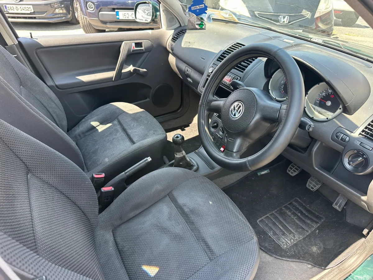 Volkswagen Polo Hatchback, Petrol, 2001, Green