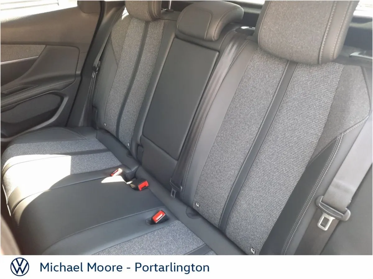 Peugeot 3008 MPV, Diesel, 2020, Black