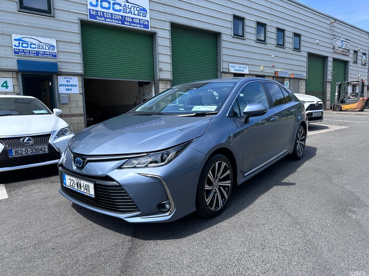 Toyota Corolla Saloon, Petrol Hybrid, 2022, Grey