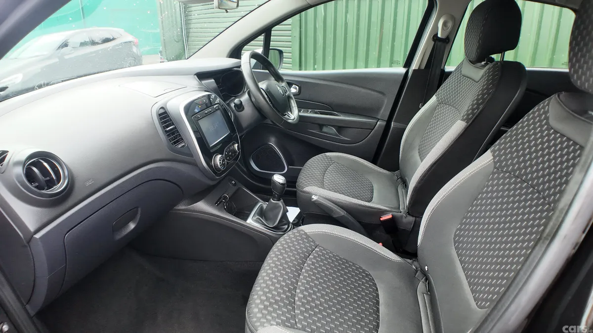 Renault Captur Hatchback, Diesel, 2018, Black
