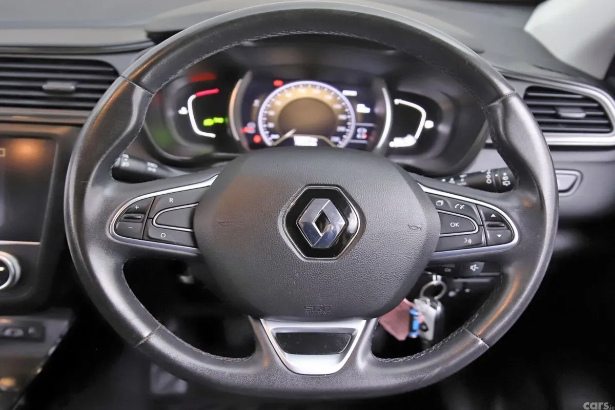 Renault Kadjar SUV, Diesel, 2021, Grey