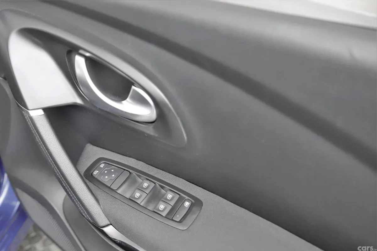Renault Kadjar SUV, Diesel, 2021, Grey