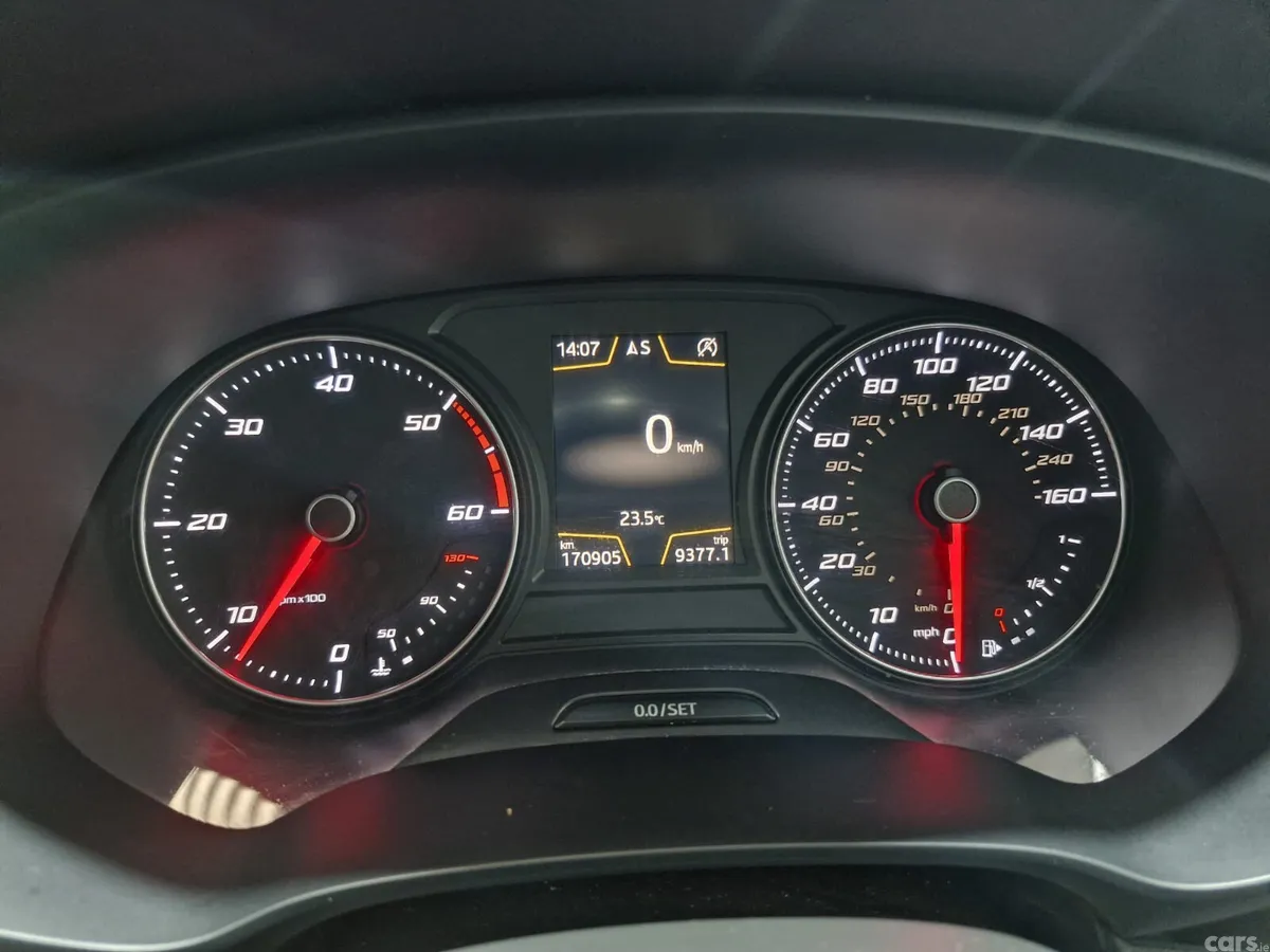 SEAT Leon Hatchback, Diesel, 2018, Red
