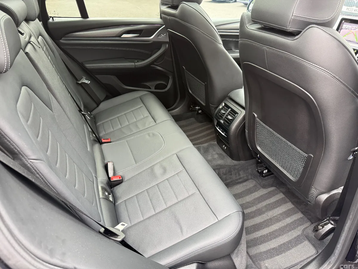 BMW X3 SUV, Petrol Hybrid, 2022, Black
