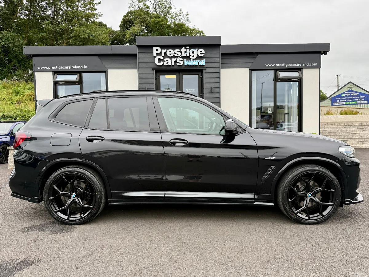 BMW X3 SUV, Petrol Hybrid, 2022, Black