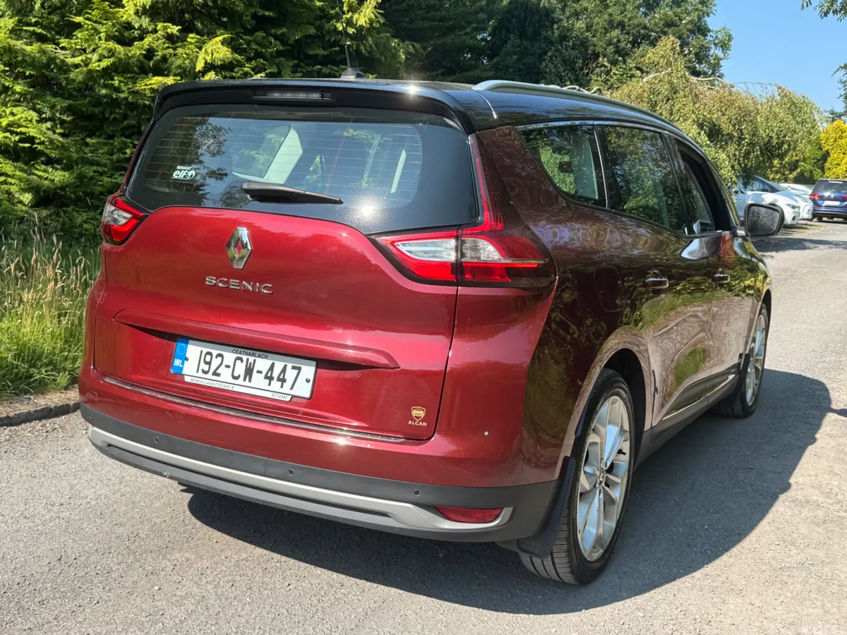 Renault Grand Scenic MPV, Diesel, 2019, Red
