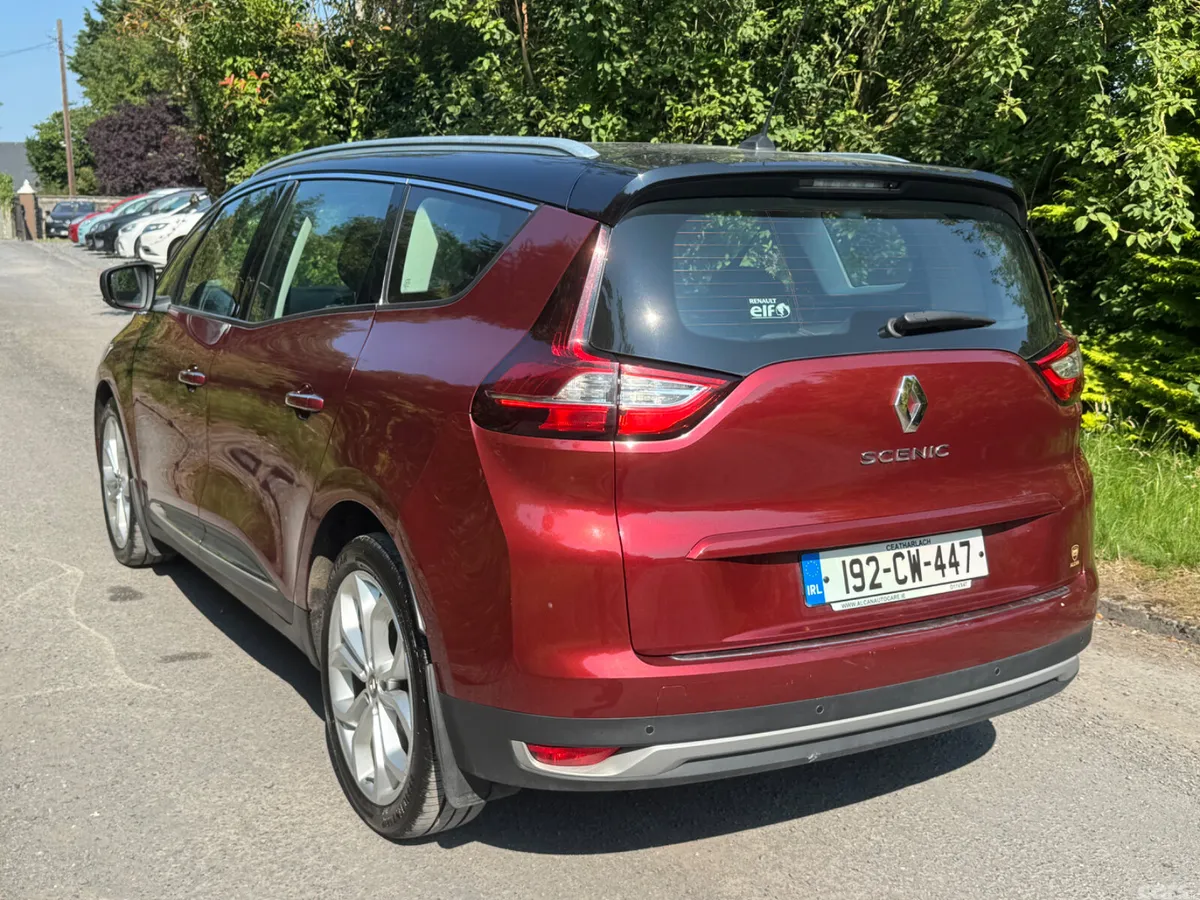 Renault Grand Scenic MPV, Diesel, 2019, Red
