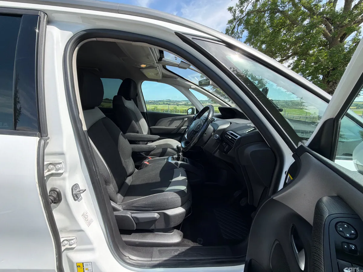 Citroen C4 Hatchback, Diesel, 2016, White