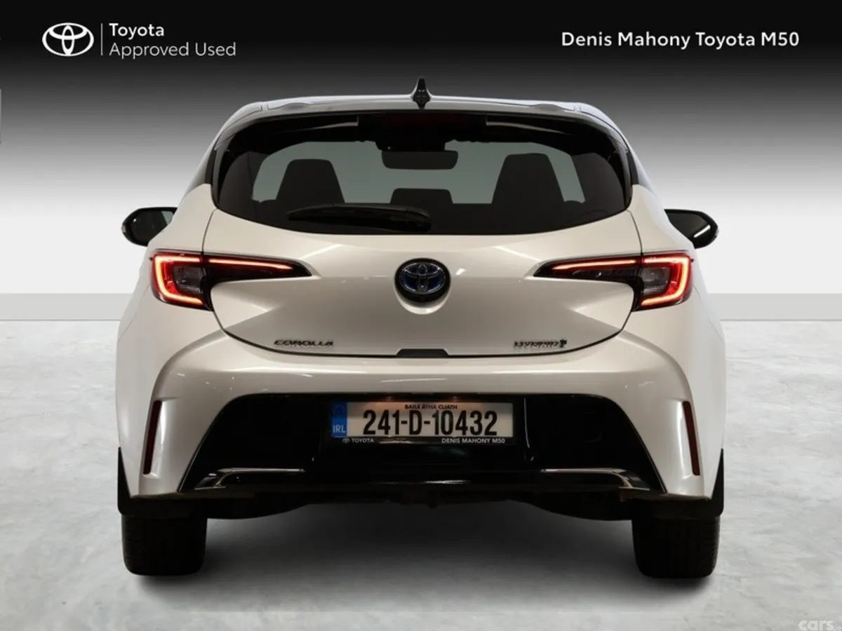 Toyota Corolla Hatchback, Petrol Hybrid, 2024, White