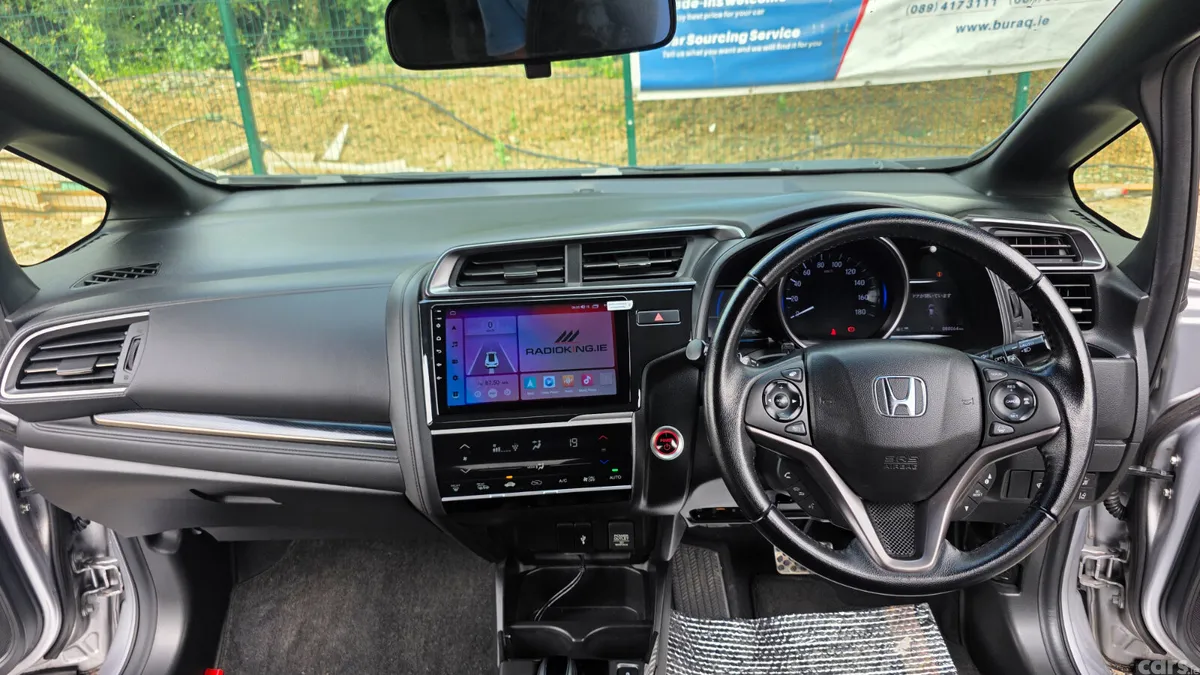 Honda Fit Hatchback, Petrol Hybrid, 2018, Silver