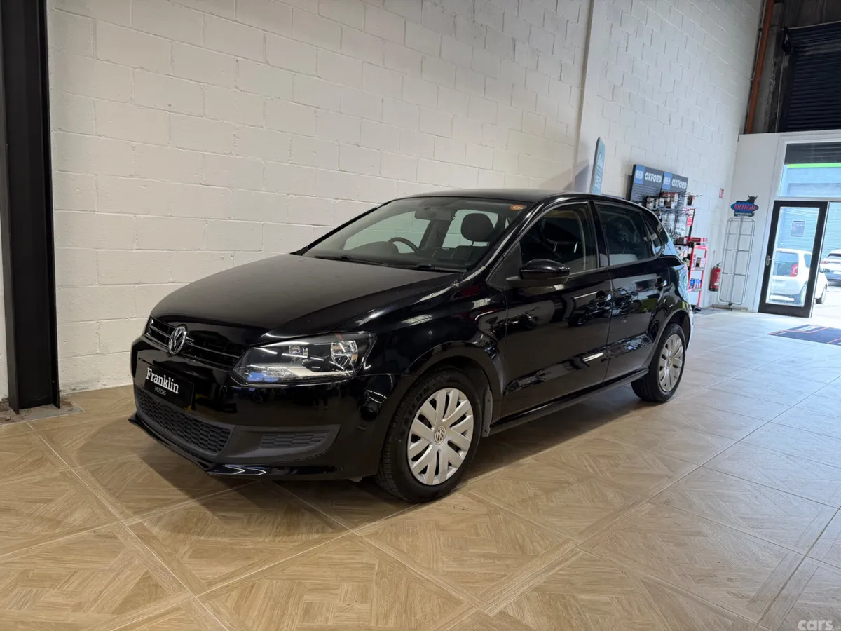 Volkswagen Polo Hatchback, Petrol, 2013, Black