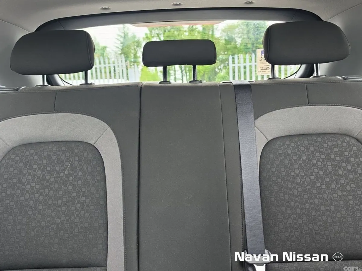 Hyundai KONA MPV, Petrol, 2019, Red
