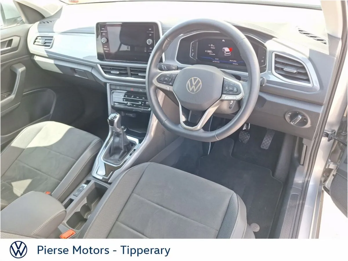Volkswagen T-Roc SUV, Petrol, 2024, Silver