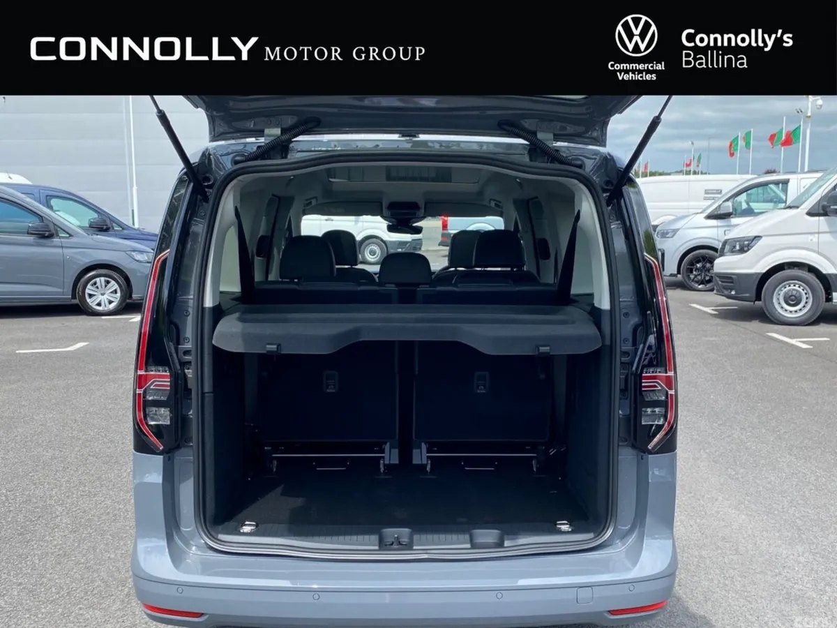 Volkswagen Caddy Maxi Life MPV, Petrol Plug-in Hybrid, 2026, Grey